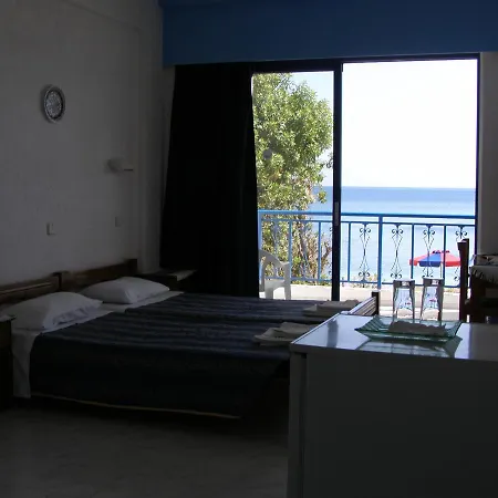 Eleni 3* Livadia (Tilos)